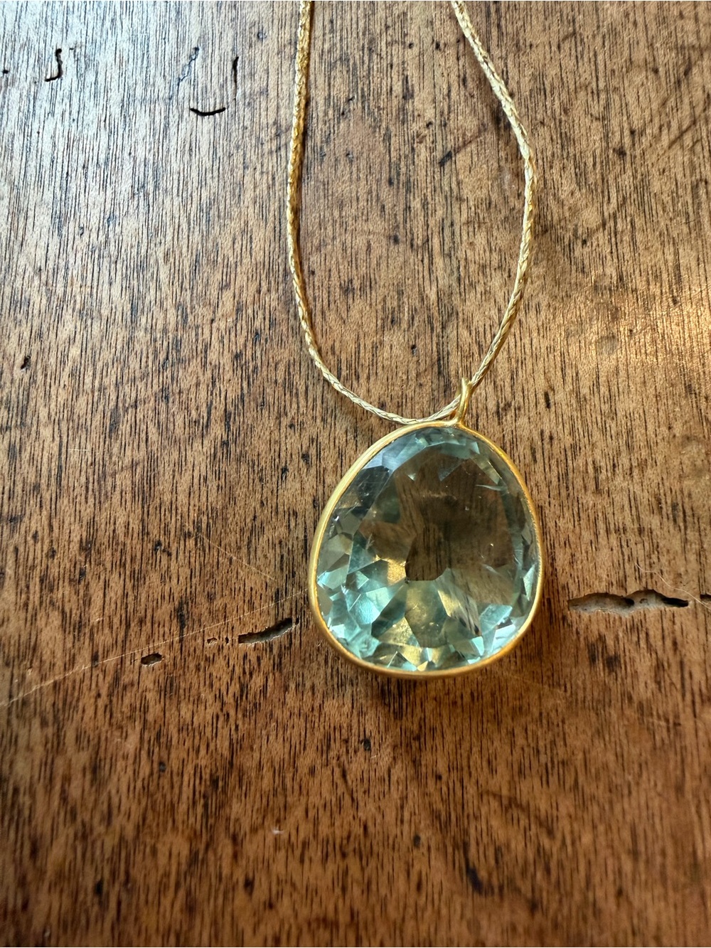 Pippa Small 18k yellow gold and Aquamarine necklace.